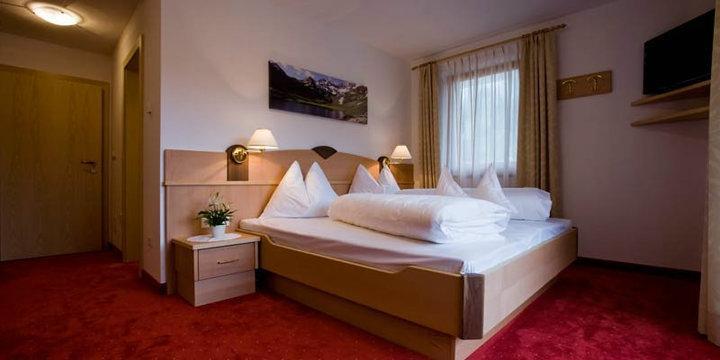 Hotel Pfandleralm Сан-Мартіно Номер фото